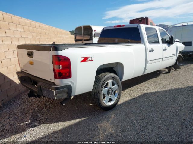 Chevrolet Silverado 2500 Lt Image 10