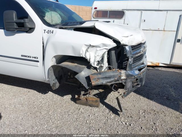 Chevrolet Silverado 2500 Lt Image 6