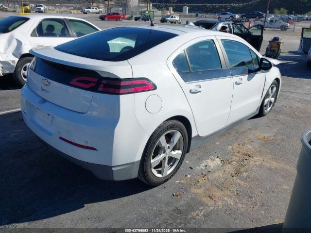 Chevrolet Volt Image 6