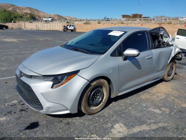 Toyota Corolla Le Image 2