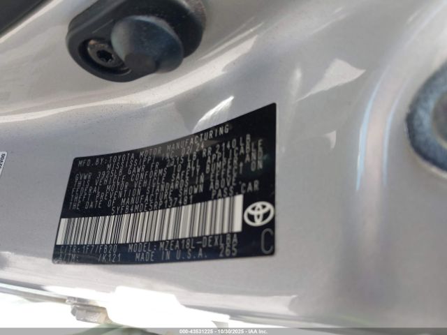 Toyota Corolla Le Image 6