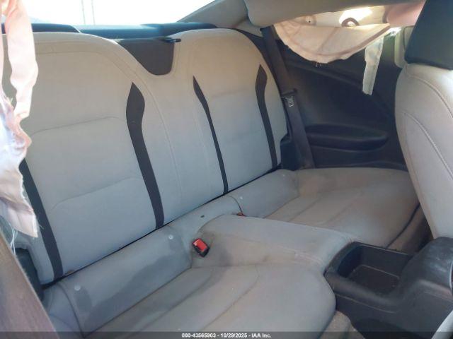 Chevrolet Camaro Rwd  1lt Image 5