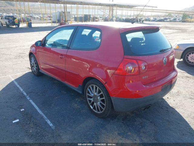 Volkswagen GTI 2-door Image 4