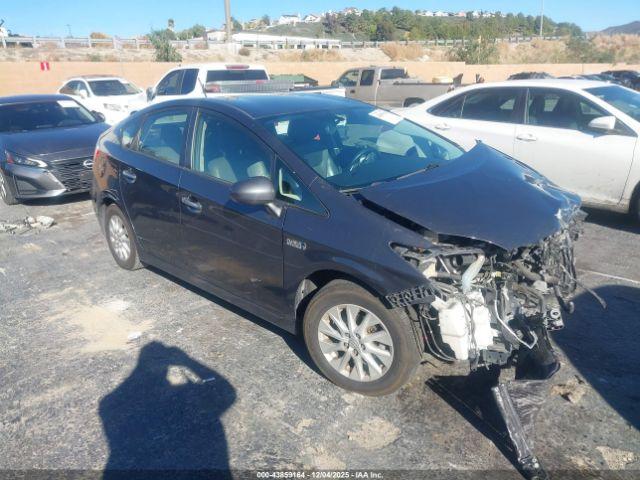  Salvage Toyota Prius