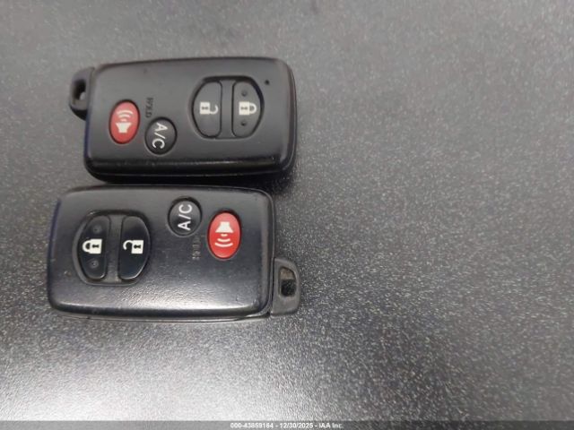 Toyota Prius Advanced Image 2