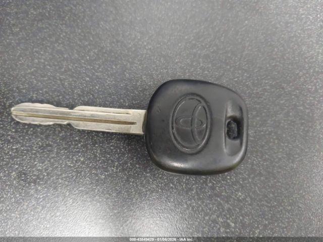 Toyota Tacoma Prerunner V6 Image 16