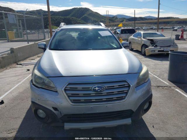 Subaru Outback 2.5i Limited Image 5