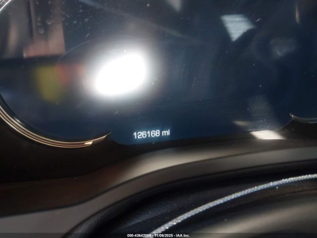 Cadillac Escalade Platinum Image 14