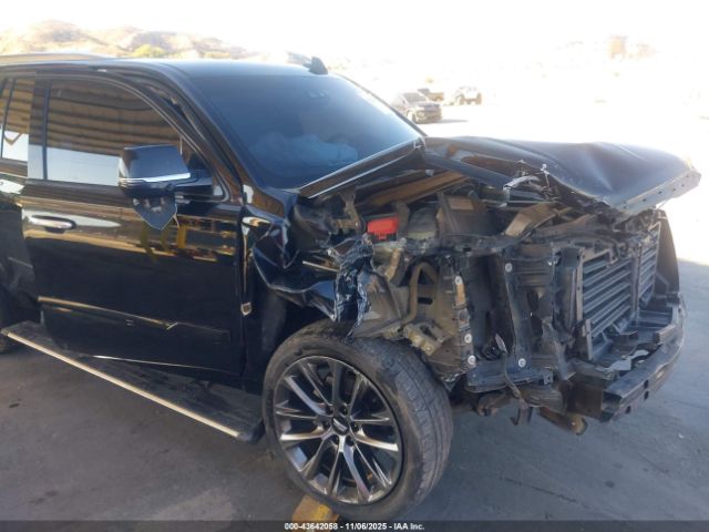 Cadillac Escalade Platinum Image 13