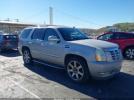 Cadillac Escalade Standard Image 1