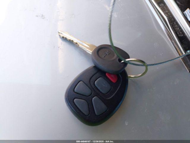 Cadillac Escalade Standard Image 7