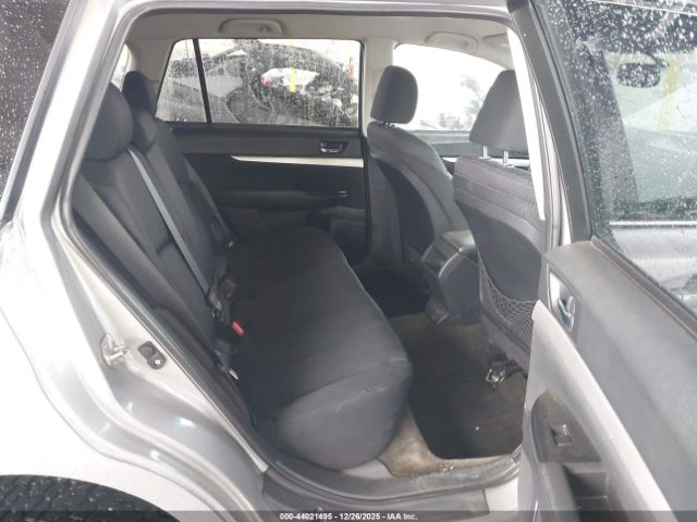 Subaru Outback 2.5i Premium Image 9