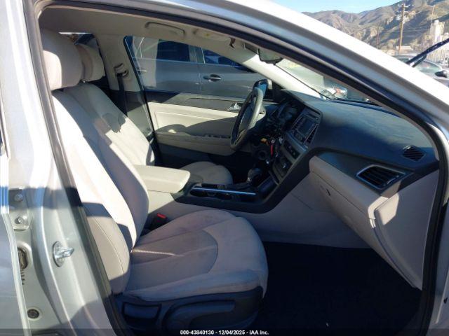 Hyundai SONATA Sport Image 8