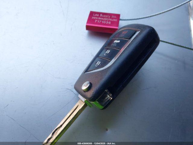 Toyota Camry Se Image 2