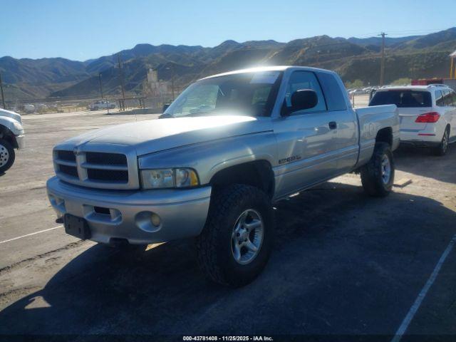 Dodge Ram 1500 St Image 16