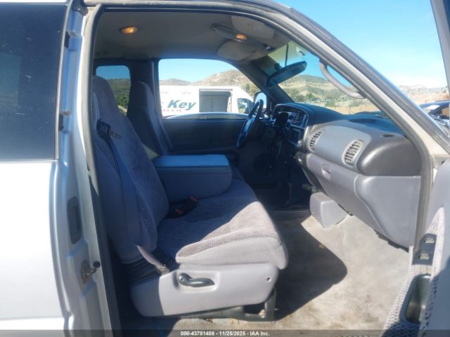 Dodge Ram 1500 St Image 7