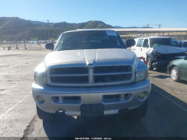 Dodge Ram 1500 St Image 14