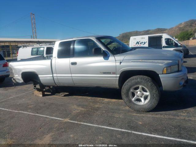 Dodge Ram 1500 St Image 2