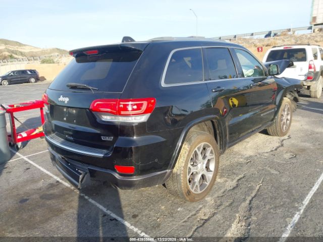 Jeep Grand Cherokee Sterling Edition 4x2 Image 13