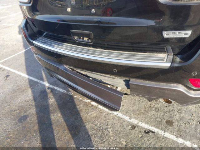 Jeep Grand Cherokee Sterling Edition 4x2 Image 10