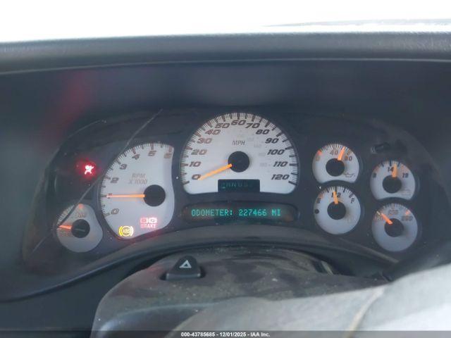 Chevrolet Silverado 1500 Ls Image 9