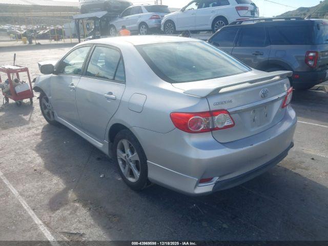 Toyota Corolla S Image 8