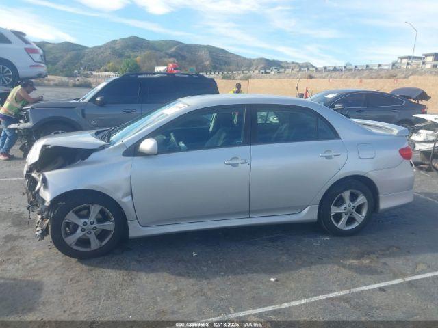 Toyota Corolla S Image 17