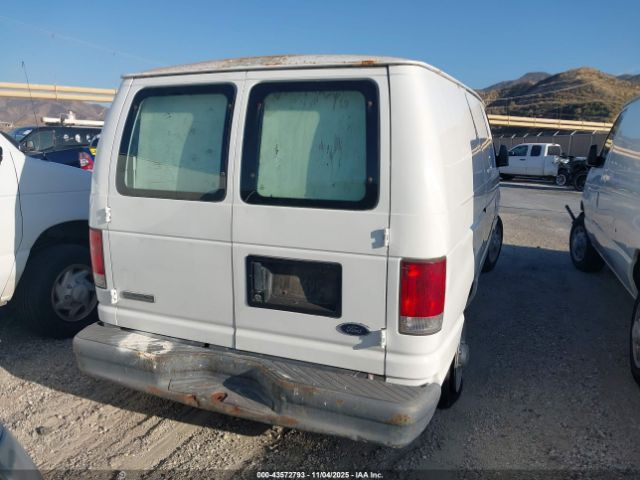 Ford E-150 Image 15