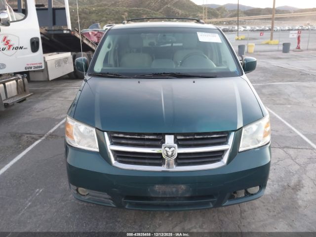 Dodge Grand Caravan Sxt Image 8