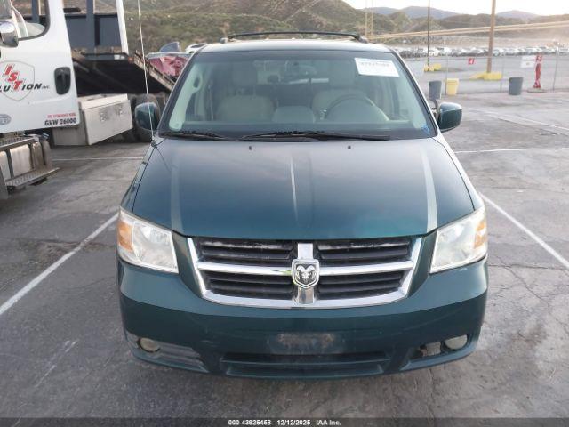 Dodge Grand Caravan Sxt Image 8