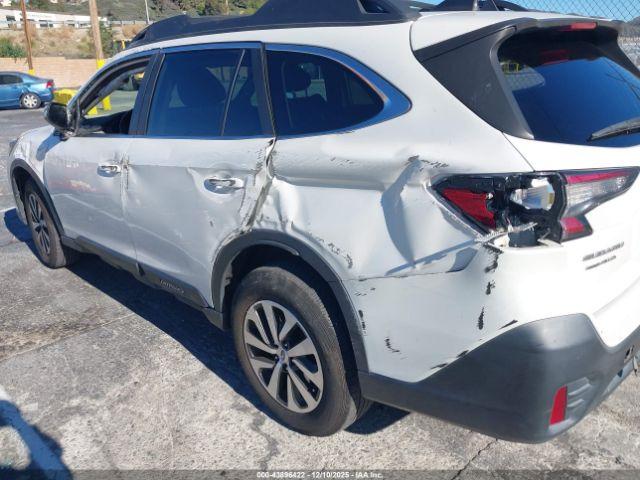 Subaru Outback Premium Image 16