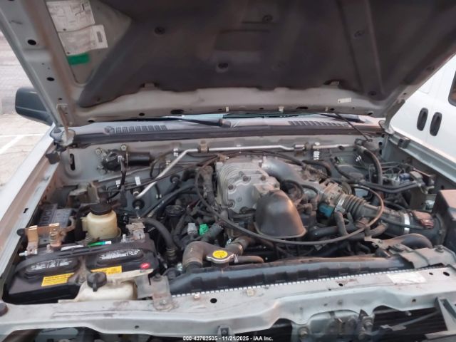 Nissan Xterra Image 4