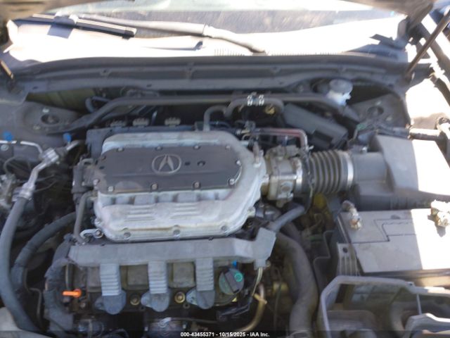 Acura TL 3.7 Image 9