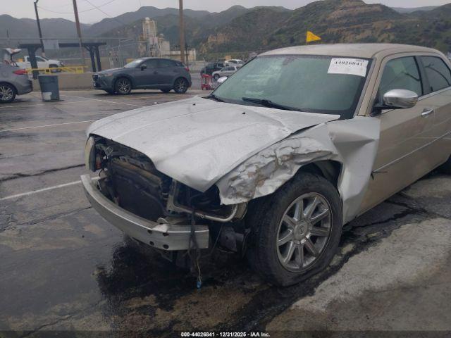 Chrysler 300c Image 14