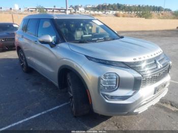  Salvage Mitsubishi Outlander