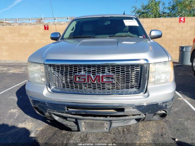 GMC Sierra 1500 Sle Image 13