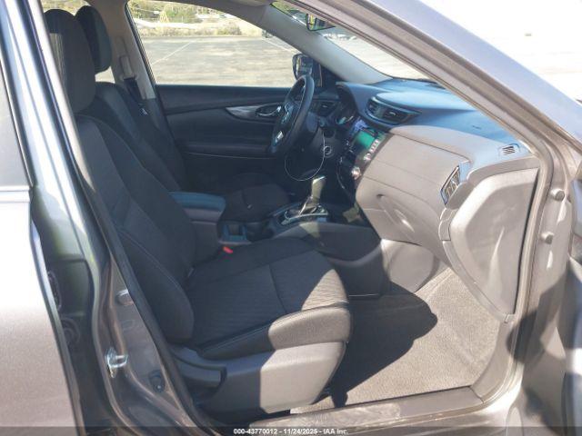 Nissan Rogue S Image 14