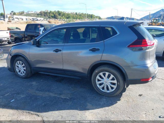 Nissan Rogue S Image 16