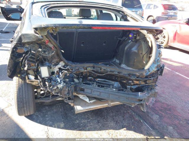 Hyundai Ioniq Se Image 3