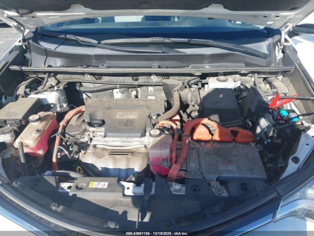 Toyota RAV4 Xle Image 6