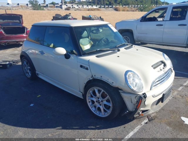MINI Cooper S Image 1