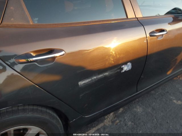 Kia Optima Lx Image 12