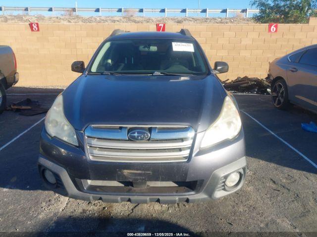 Subaru Outback 2.5i Image 6