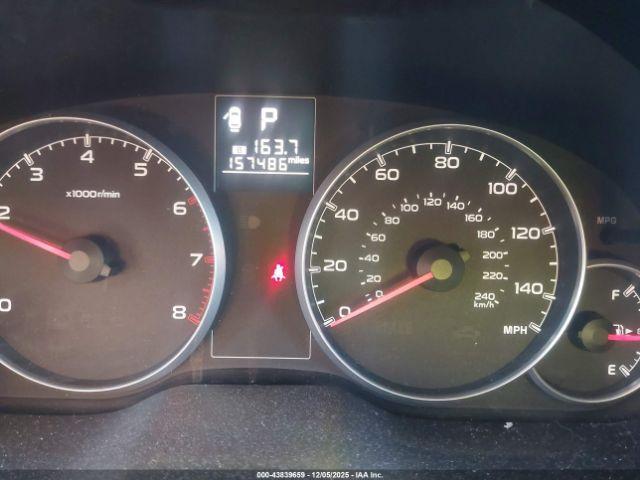 Subaru Outback 2.5i Image 14