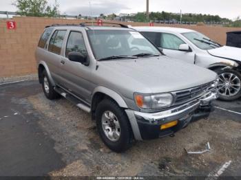  Salvage Nissan Pathfinder