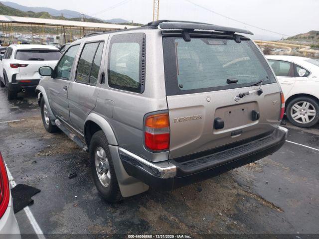 Nissan Pathfinder Image 6