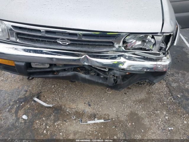 Nissan Pathfinder Image 8