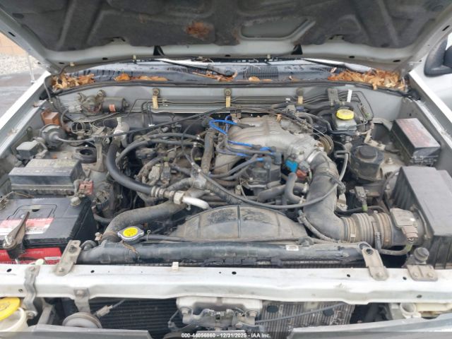 Nissan Pathfinder Image 10