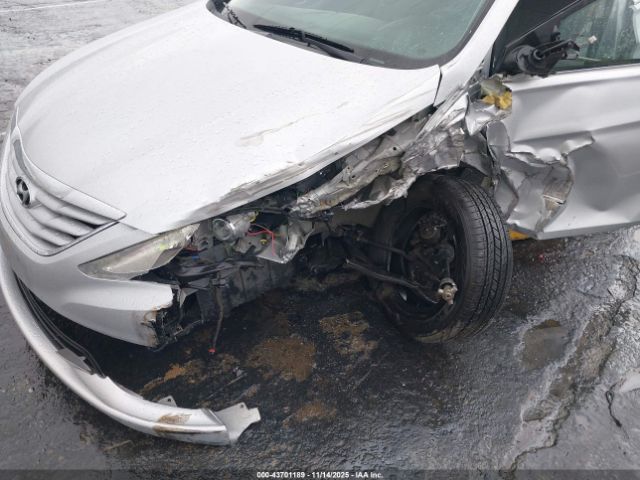 Hyundai SONATA Gls Image 8