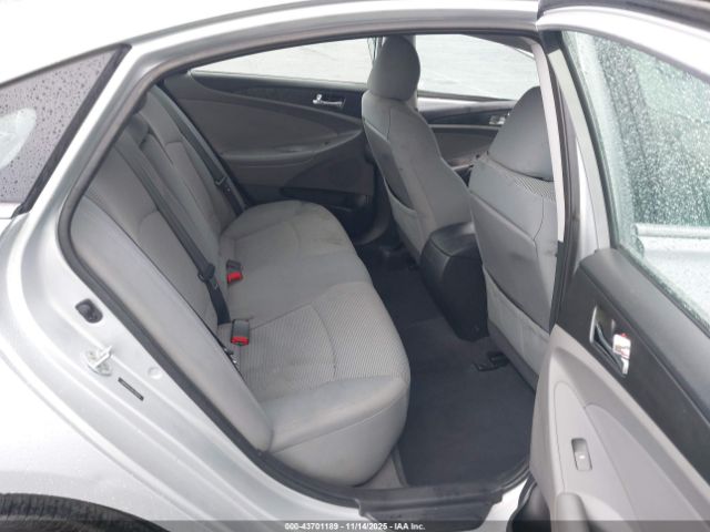 Hyundai SONATA Gls Image 7